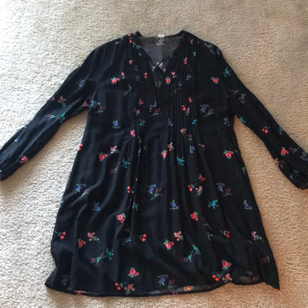 Old Navy floral dress